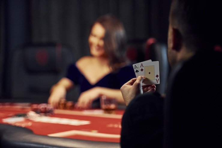 Grafik strategi dasar blackjack untuk pemain gbo338
